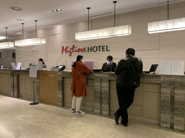 房內佈置簡約夠清潔乾淨｜美利來酒店