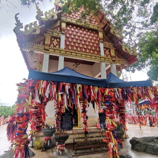 วัดเขาตะแบก  จังหวัดชลบุรี