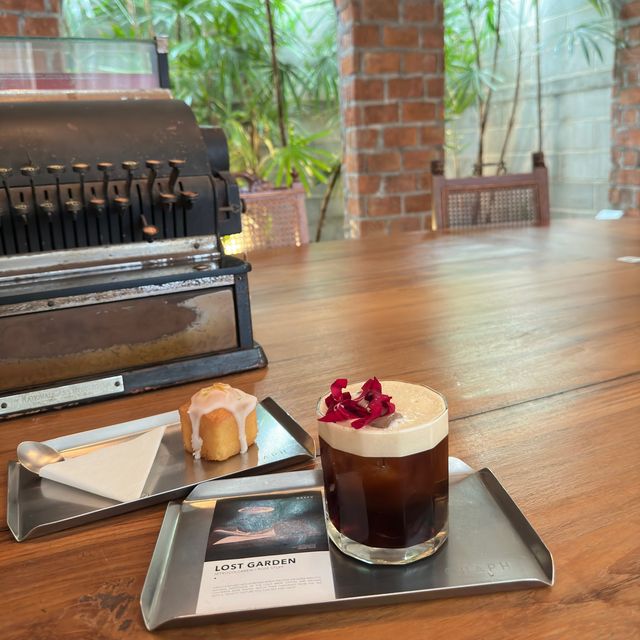 Graph Contemporary กับกาแฟไนโตรโคลด์บรูว์📍