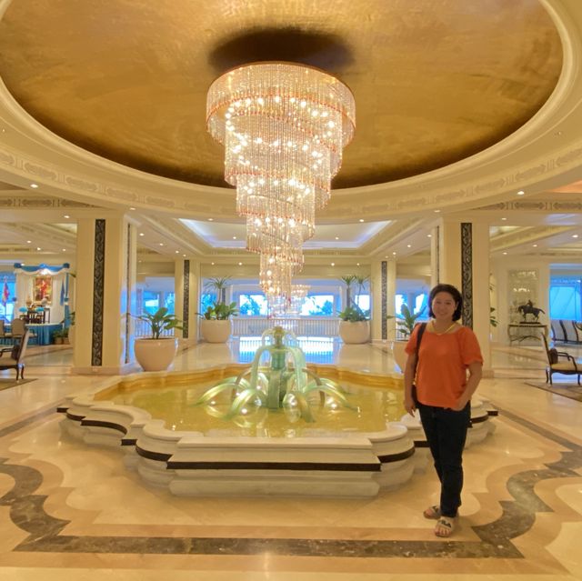 โรงแรมเก่าแก่คู่เมืองหัวหิน