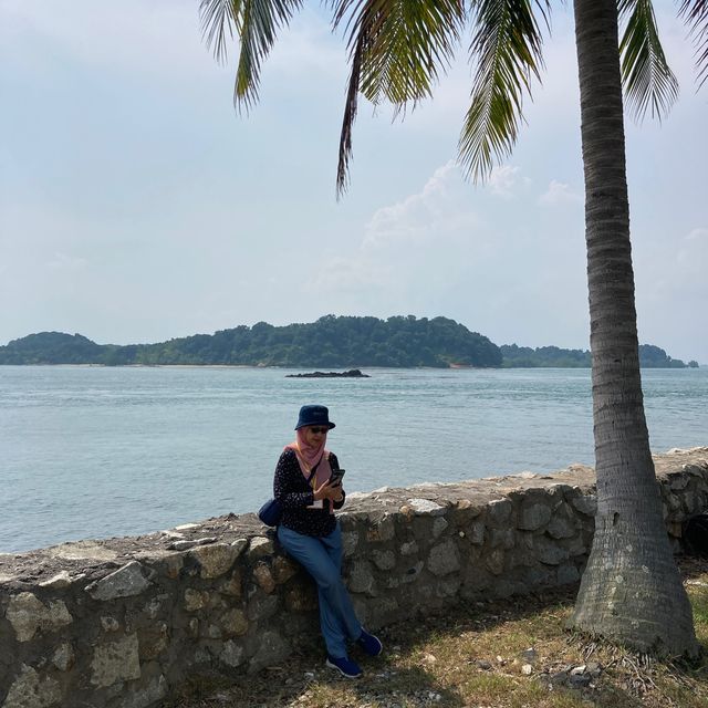 Raffles Lighthouse @Pulau Satumu 
