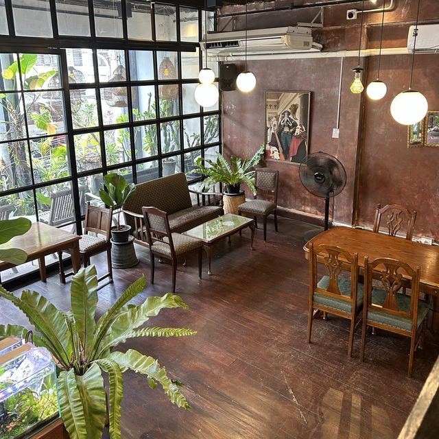 W8  viangpha cafe