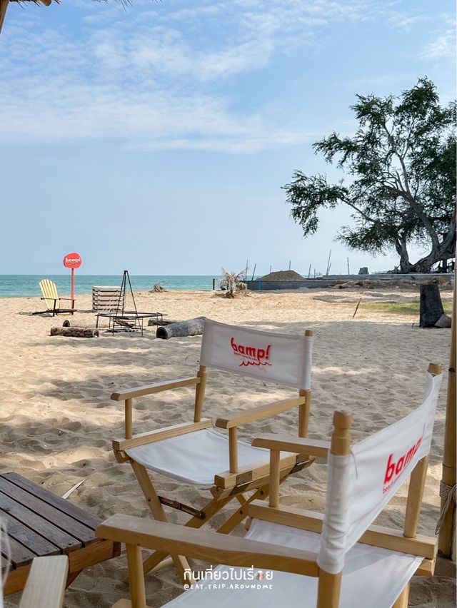 🏖️ คาเฟ่บนหาดทราย นั่งชิลรับคลื่นลมริมทะเลหัวหิน