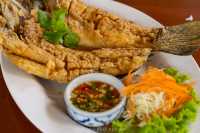 See The Sea ร้านอร่อยซีฟู้ดริมทะเลคลองม่วง กระบี่