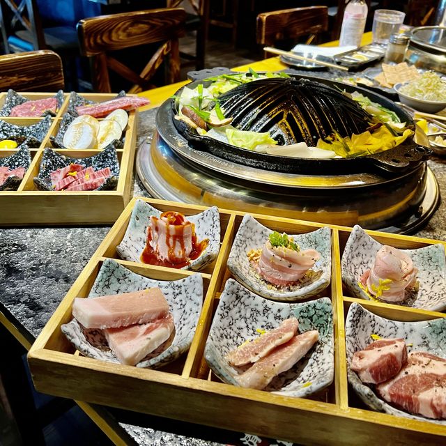 三五知己聚腳地點^燒肉酒場