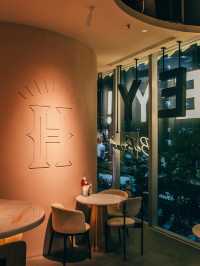 HEY! Beanstro ตึก S-OASIS