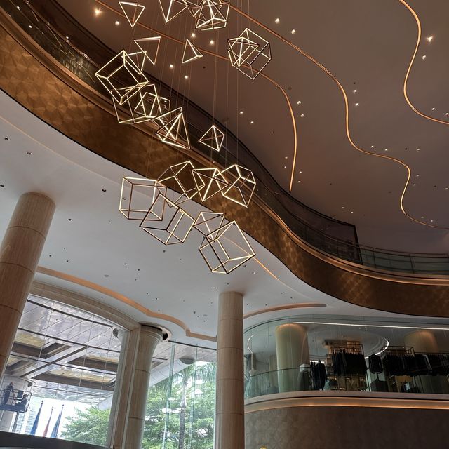 深圳住宿推介-深圳彭年萬麗酒店