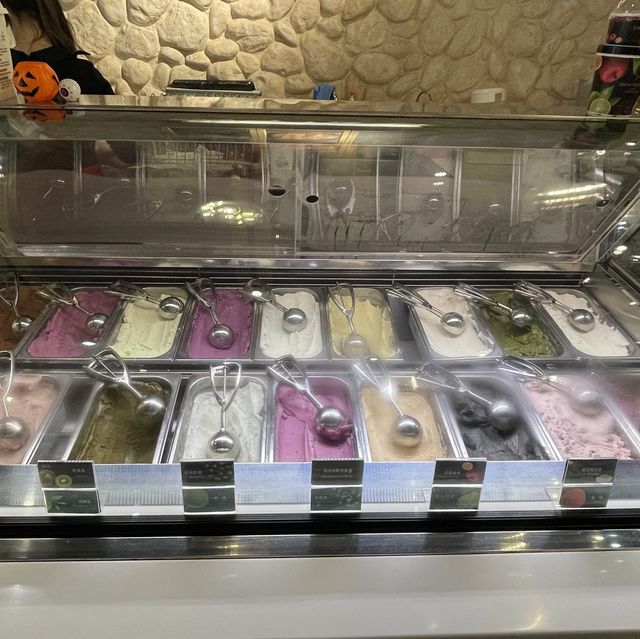 北大特區特色餐廳～Snow Factory 雪坊精品優格冰淇淋餐廳