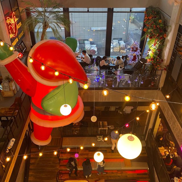 크리스마스 분위기가 가득한 초대형 베이커리 카페, 파주 레드파이프🎅🏻