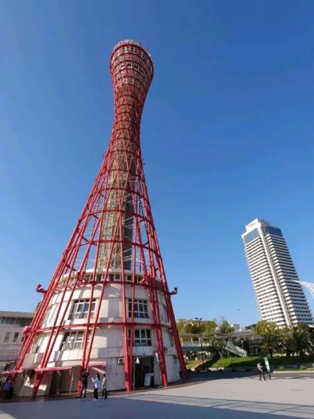 Kobe tower port