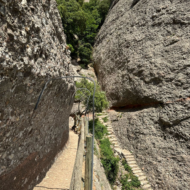 Stunning Montserrat ⛰️