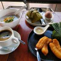 เที่ยวนครศรีฯ นอนแบบมีดีไซน์ ที่นาวากีเทล