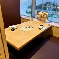 【大阪・東梅田】創作肉料理が自慢の和食居酒屋「うにくと肉寿司 夜景個室居酒屋 そざい庵 梅田・大阪駅店」