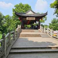 來去有歷史文化傳說之美的金山寺