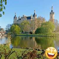 Beautiful Garden Park near Schloss Schwerin 