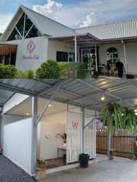 คาเฟ่ต้นตาลและทุ่งนาในปทุมธานีที่ The Aileen Cafe✨