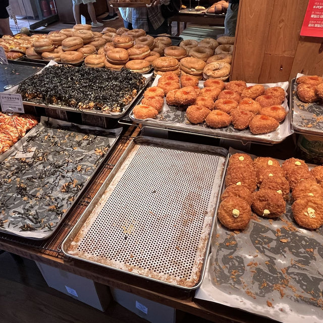 빵순이 주목!! 빵지순례 대표빵집, 대전 성심당!