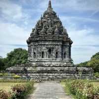 Lumbung temple