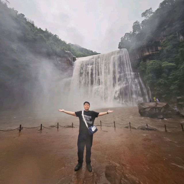 貴州🇨🇳赤水丹霞🏞️大瀑布