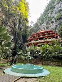 The Oldest & Main Cave Temple - Sam Poh Tong Temple