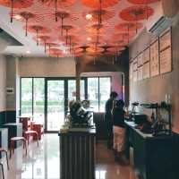 I VISITED THEIR NEWEST BRANCH LOCATED IN FRESH MARKET BINTARO