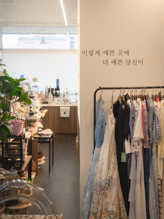 왕관 호두파이가 이색적인 “쉬베이크180도씨”