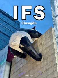 พาไปดูหมีแพนด้ายักษ์ที่ตึก IFS เมืองเฉิงตู 🐼✨