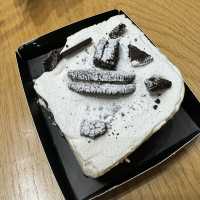 韓国チェーンカフェのアイスボックスケーキ