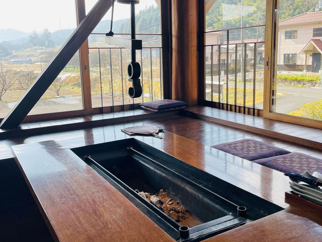 岡山県山奥にある囲炉裏焼き屋さん