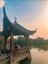 The Beautiful West Lake in Hangzhou 🇨🇳