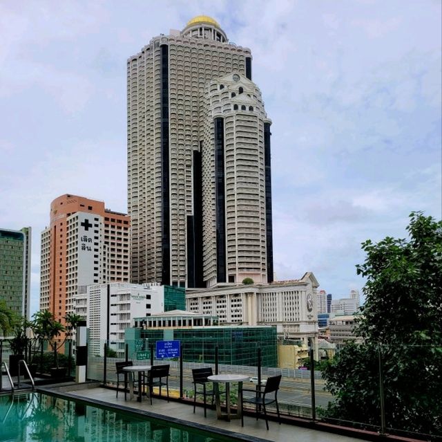 ที่พักใจกลางเมืองย่านสีลม