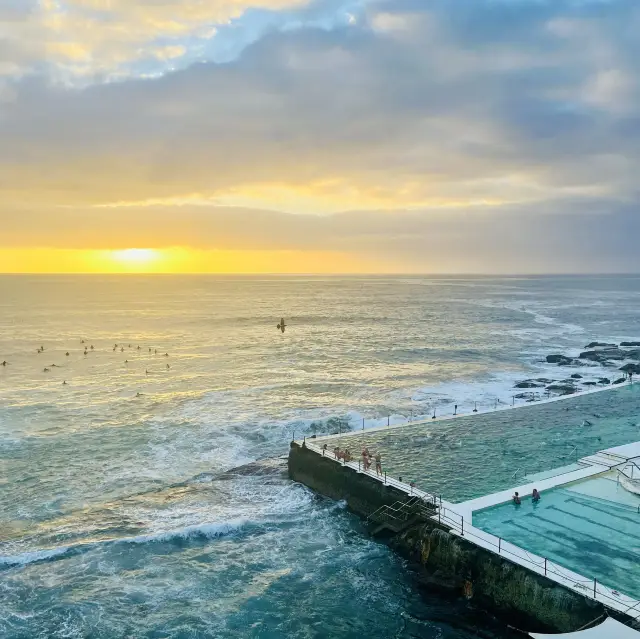 Be mesmerized at Bondi Beach 🏖️ Sydney, Australia 