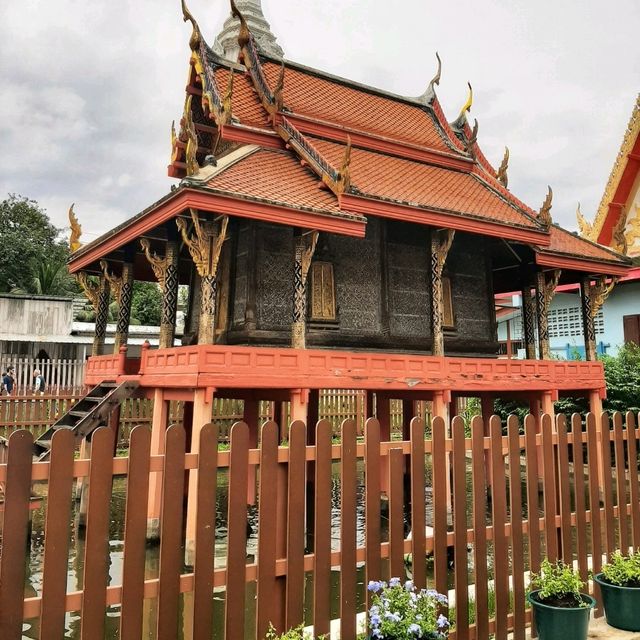 พระเจ้า 28 พระองค์ หนึ่งในเมืองไทย