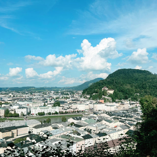 【薩爾斯堡一日遊】巴洛克建築，浪漫氣息