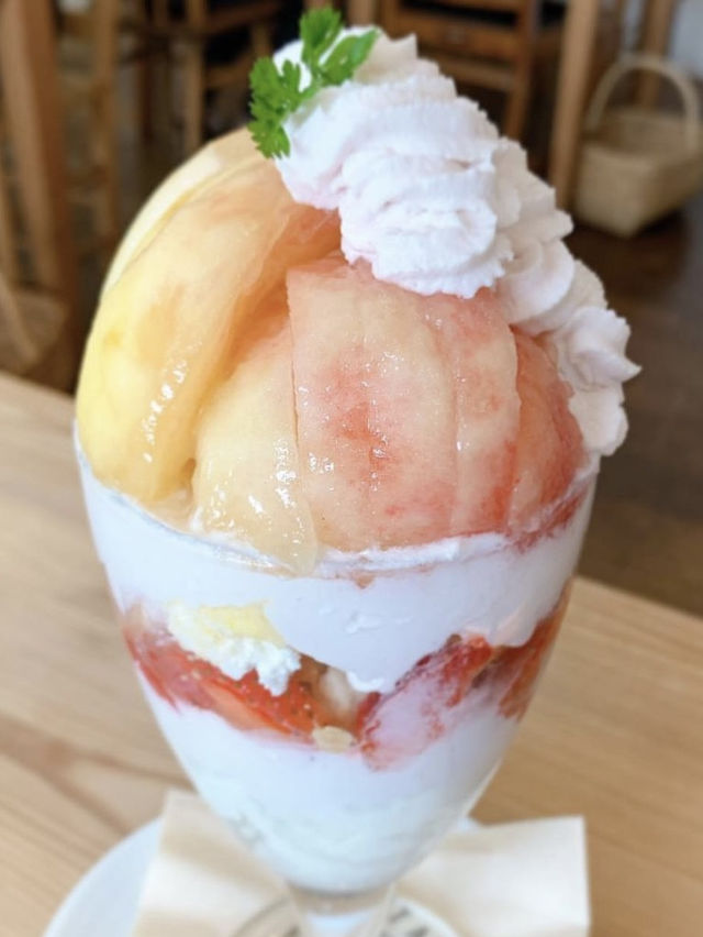 【北九州カフェ】季節のフルーツパフェが人気のカフェ✨️