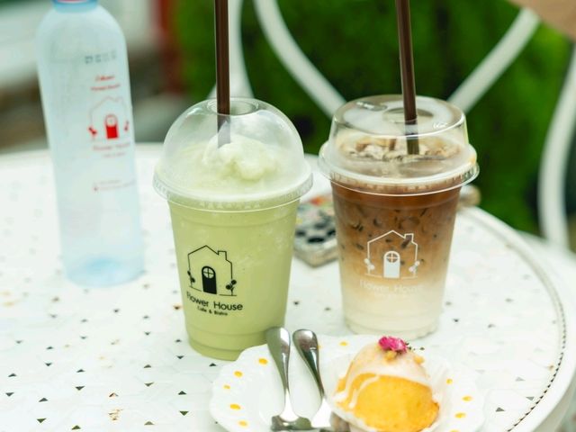 ทุ่งดอกไม้ โฮมคาเฟ่ เขาจีนแล 
