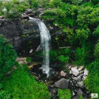 น้ำตกผาหลวง