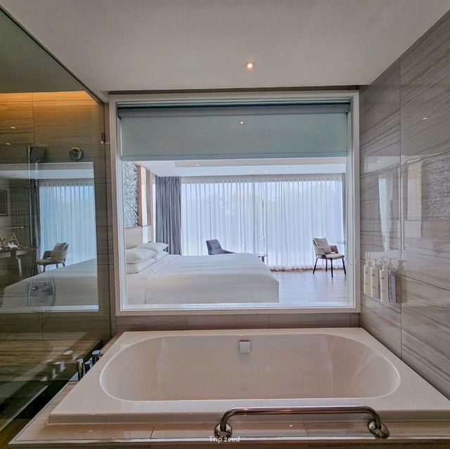 โรงแรมสี่ดาว ใจกลางเมืองพัทยา
