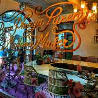ที่พักและร้านอาหารในบ้านอายุร้อยกว่าปี