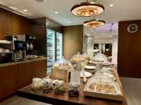 First Class Lounge 🍷ที่ดีที่สุดในสนามบินฮ่องกง