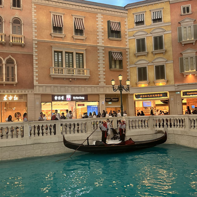 Macau- Where Bling meets Glam!