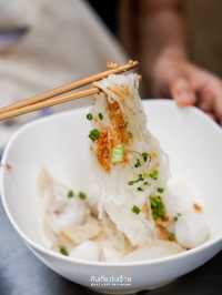 ลิ้มเล่าซา ร้านเก่าแก่ที่ขึ้นชื่อเรื่องลูกชิ้นปลา