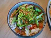 พามาร้านอาหารไทย  เป็น Comfort Dining Community