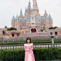Disneyland shanghai