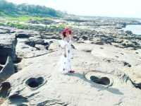 สามพันโบก