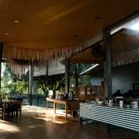 Kwai Tara Riverside Villas: ที่พักริมแม่น้ำ