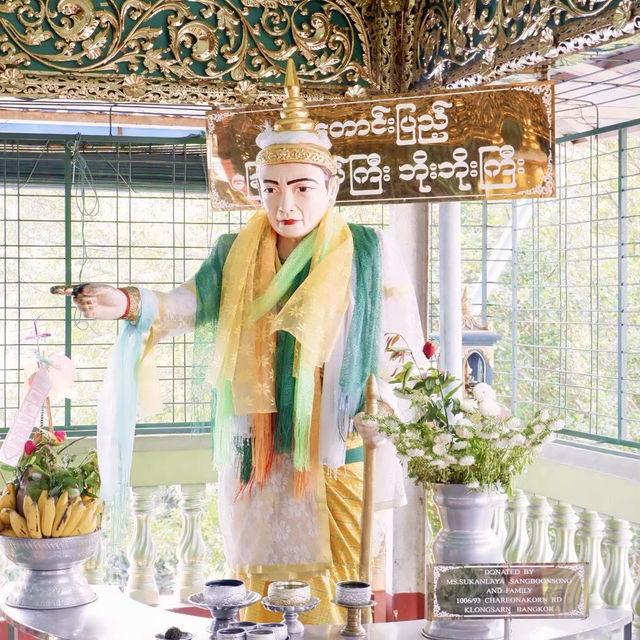Chaukhtatgyi Buddha Temple “พระตาหวาน”