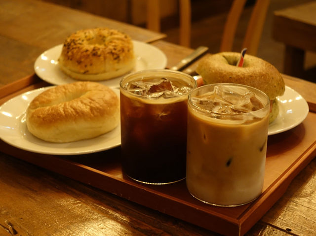 ☕️🧡홍대 상수 카페 수상한베이글 베이커리 