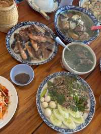 ทริปนี้จากบ้านถึงลาวตามไปเลยยย