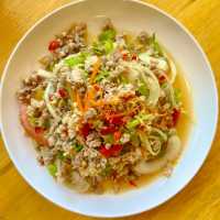 ส้มตำซาดิส ณ บางแสน